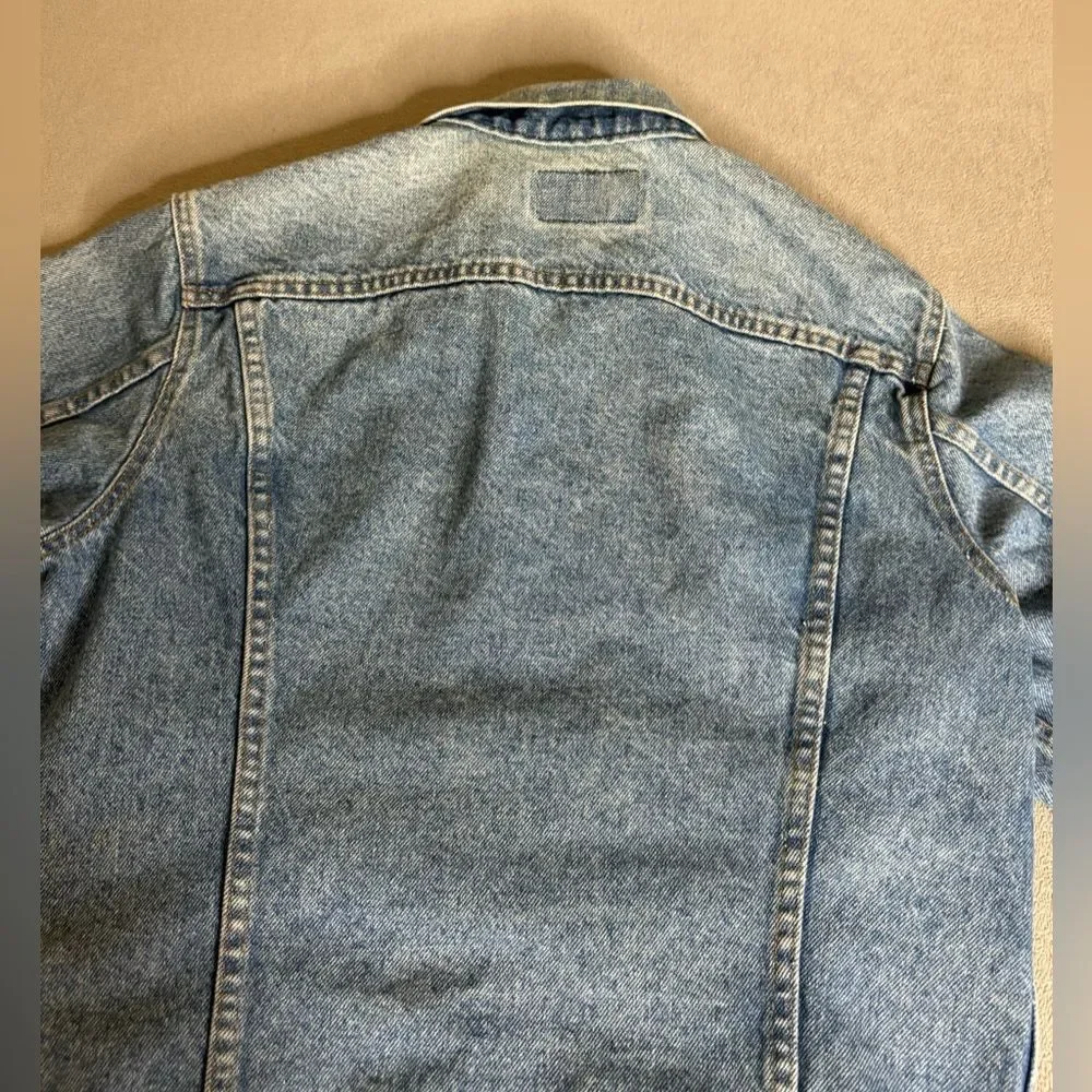 Vintage Levi’s 1980’s Jean Denim Jacket Blue Rare Mens size 40 Made in Usa
